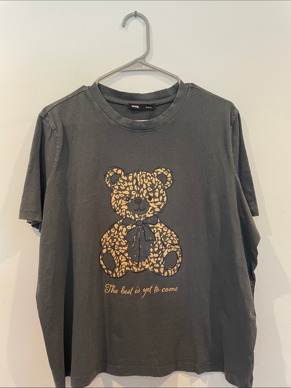 Stylish Charcoal Tee with Leopard Bear Design